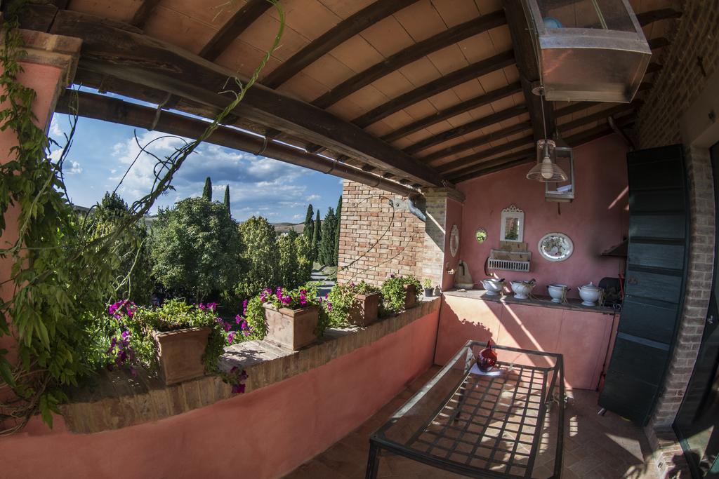 Agriturismo Sant'Alfredo Monteroni d'Arbia Exterior photo