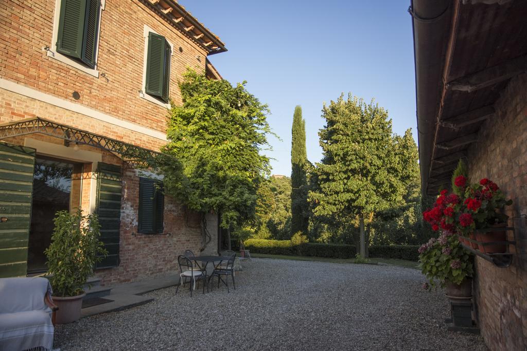 Agriturismo Sant'Alfredo Monteroni d'Arbia Exterior photo